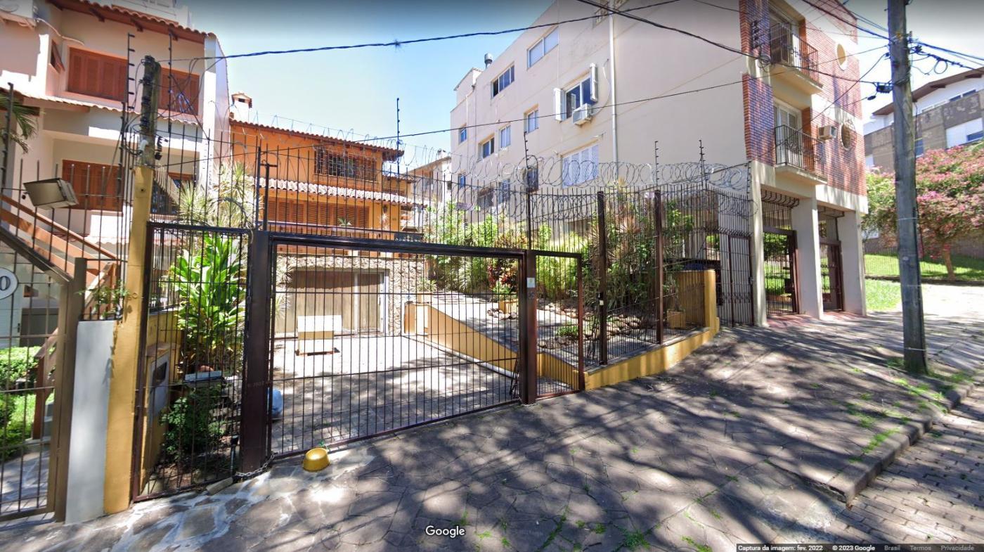 Casa de 3 quartos, 360m² no bairro Medianeira, em Porto Alegre | Eu Corretor