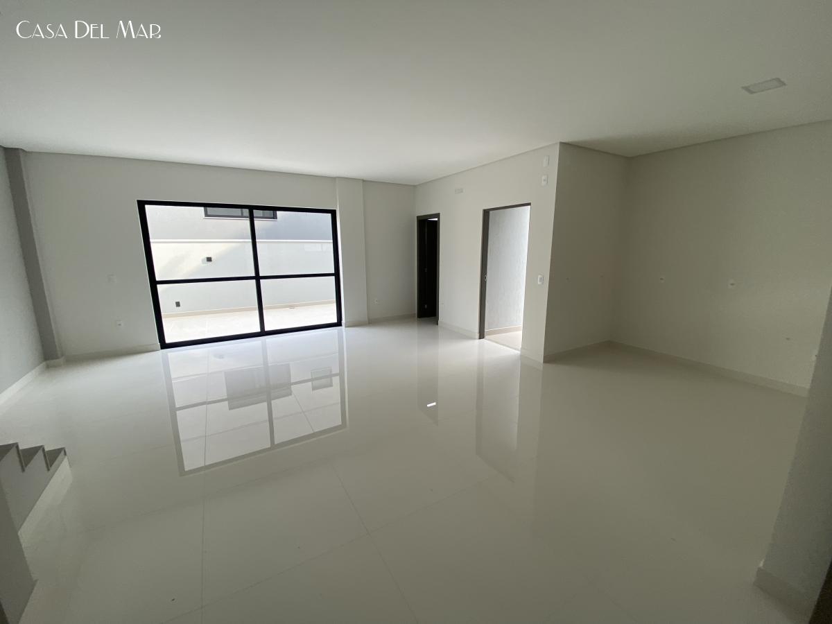 Casa de 3 quartos, 220m² no bairro Córrego Grande, em Florianópolis | Eu Corretor