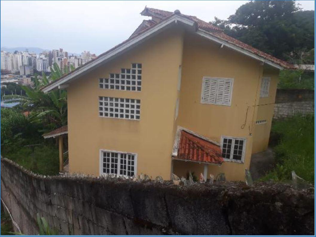 Casa de 4 quartos, 186m² no bairro Centro, em Florianópolis | Eu Corretor