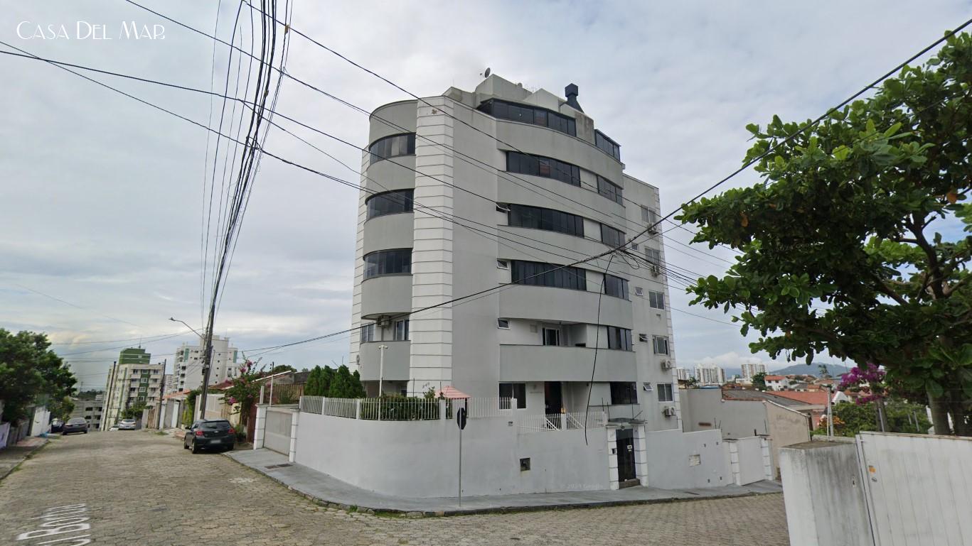 Apartamento de 3 quartos, 137m² no bairro Barreiros, em São José | Eu Corretor